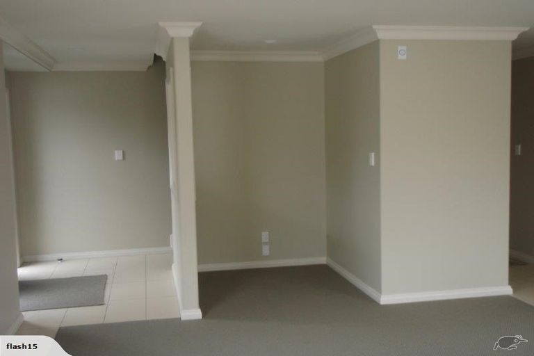 Photo of property in 17c Forest Hill Road, Henderson, Auckland, 0612