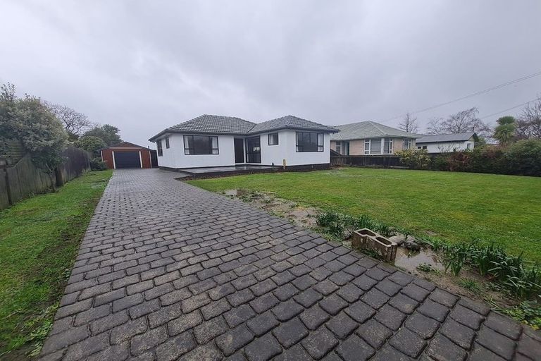 Photo of property in 10 Larch Place, Casebrook, Christchurch, 8051
