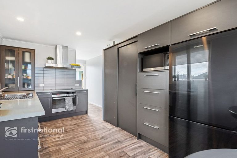 Photo of property in 25 Brewer Street, Blenheim, 7201