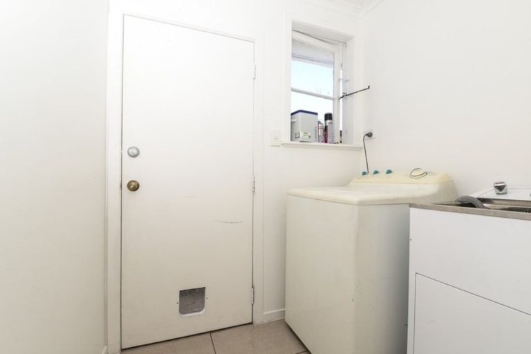 Photo of property in 75 Massey Street, Frankton, Hamilton, 3204