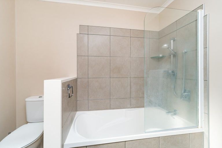 Photo of property in 74 Lincoln Street, Ashhurst, 4810