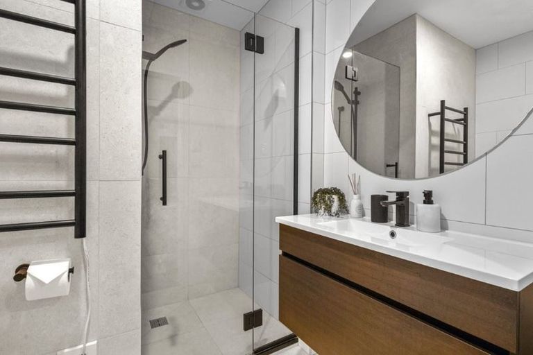 Photo of property in 2/441 Madras Street, St Albans, Christchurch, 8014