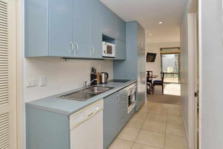 Photo of property in 4/245 Montreal Street, Christchurch Central, Christchurch, 8013