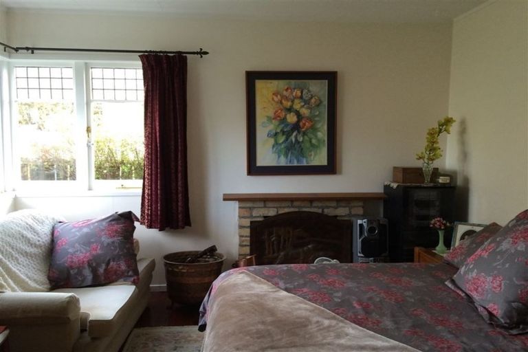 Photo of property in 1/42 Rata Street, New Lynn, Auckland, 0600