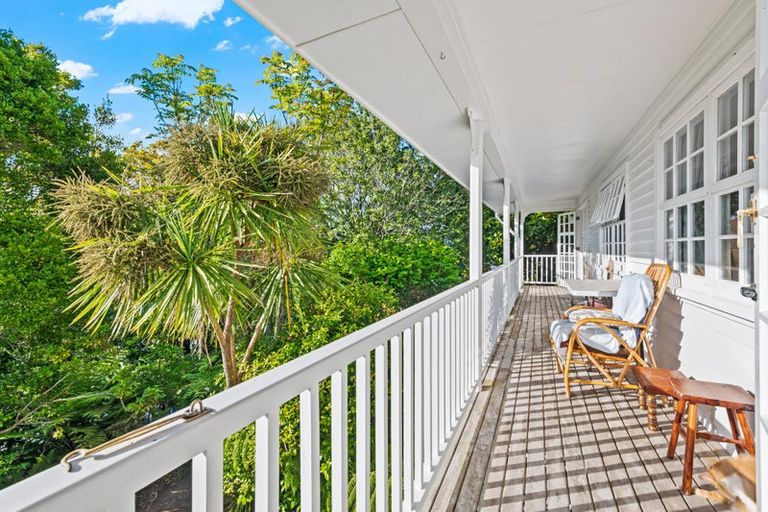 Photo of property in 3 Awaruku Road, Torbay, Auckland, 0630