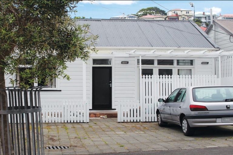 Photo of property in 39 Palmer Street, Aro Valley, Wellington, 6011