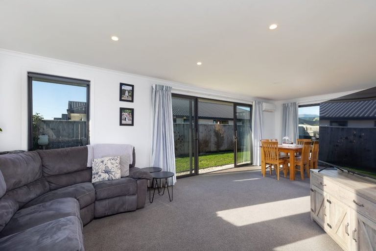 Photo of property in 14 George Fyfe Way, Wakefield, 7025