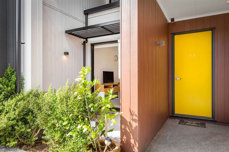 Photo of property in 54 Rangihina Road, Hobsonville, Auckland, 0616