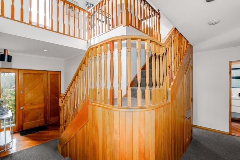 Photo of property in 107 Cockayne Road, Khandallah, Wellington, 6035