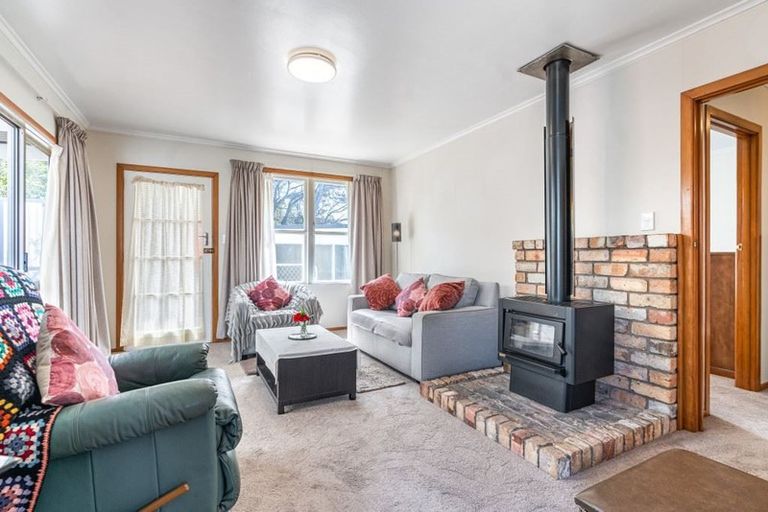 Photo of property in 3/67 Matipo Road, Te Atatu Peninsula, Auckland, 0610