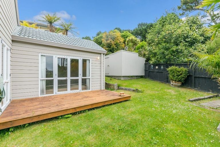 Photo of property in 5 Bushlands Park Drive, Albany, Auckland, 0632