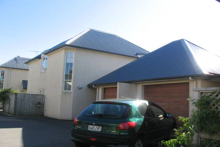 Photo of property in 5u4 Hawtrey Terrace, Johnsonville, Wellington, 6037