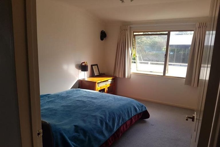 Photo of property in 17 Sea Vista Avenue, Beach Haven, Auckland, 0626