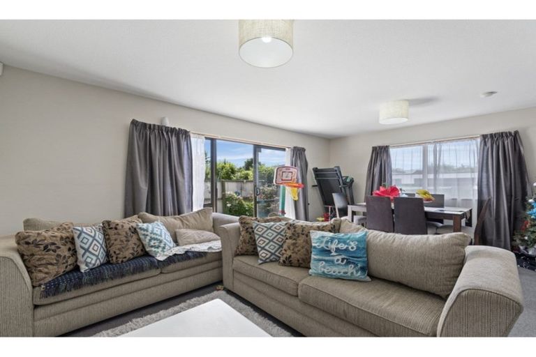 Photo of property in 517 Hereford Street, Linwood, Christchurch, 8011