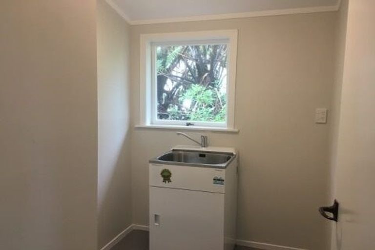 Photo of property in 77a Chamberlain Road, Karori, Wellington, 6012