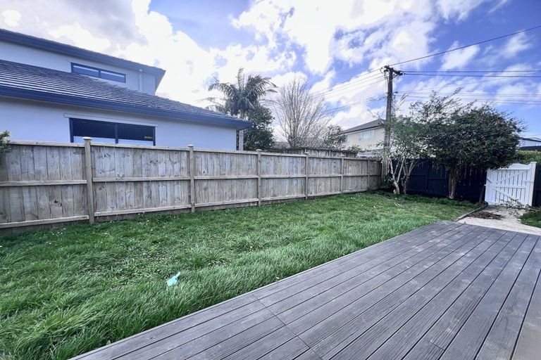 Photo of property in 8 Onepoto Road, Hauraki, Auckland, 0622