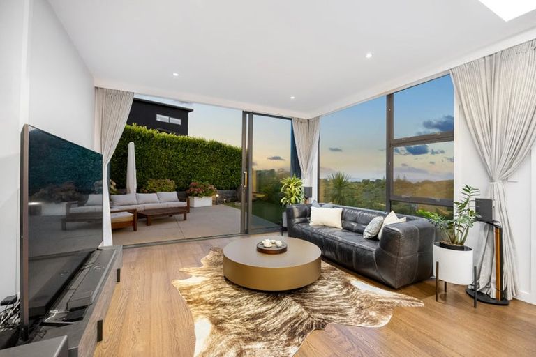 Photo of property in 41 Bounty Road, Long Bay, Auckland, 0630