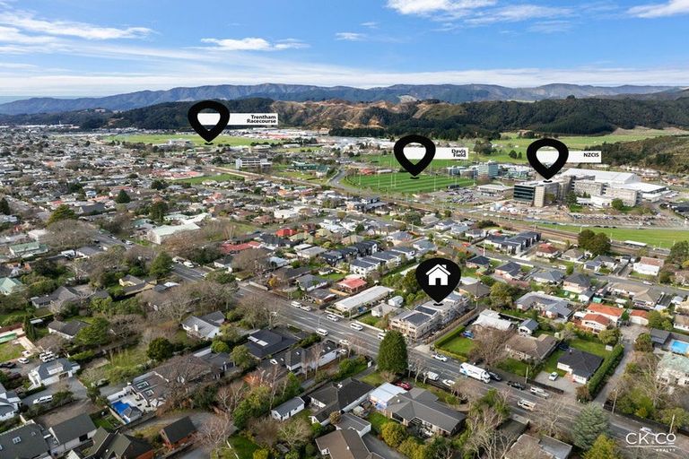 Photo of property in 354e Fergusson Drive, Heretaunga, Upper Hutt, 5018