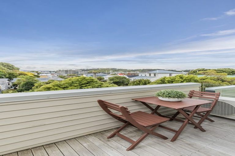 Photo of property in Altar Apartments, 69/120u Rintoul Street, Newtown, Wellington, 6021