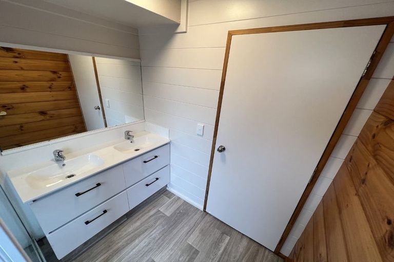 Photo of property in Te Awhina Apartments, 19/22u Sussex Street, Mount Cook, Wellington, 6021