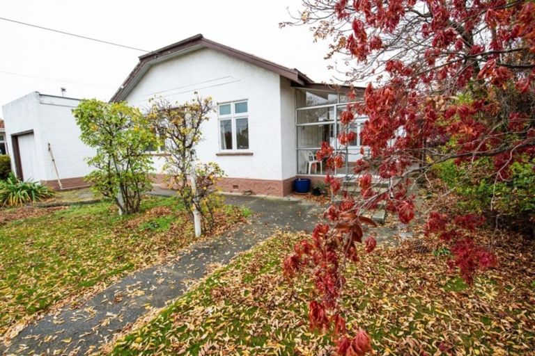 Photo of property in 24 Kenmare Street, Alexandra, 9320