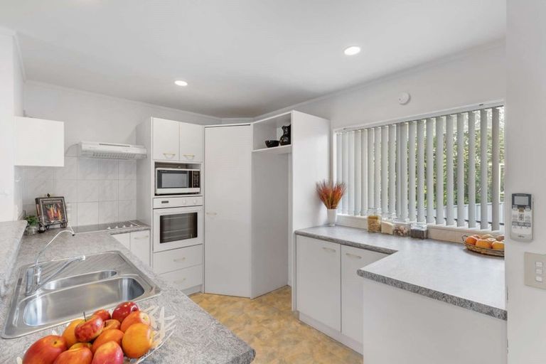 Photo of property in 86b Queen Street, Waiuku, 2123