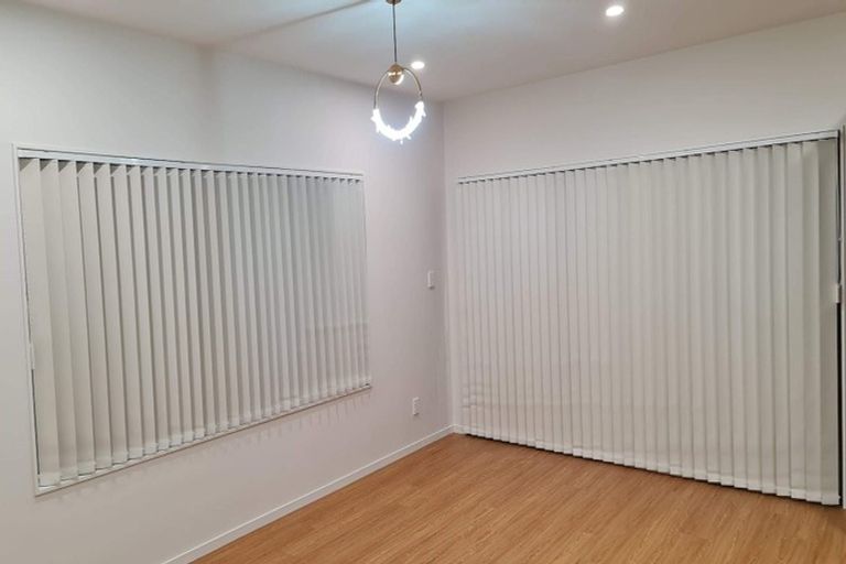 Photo of property in 1 Pasla Close, Papakura, 2110
