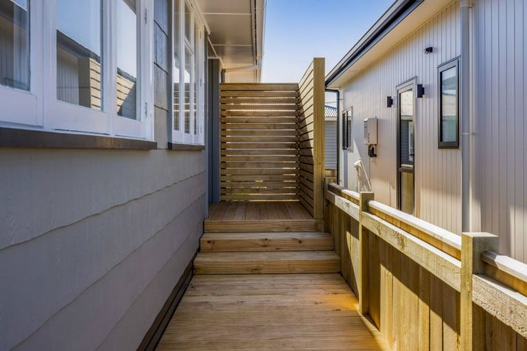 Photo of property in 20 Pukatea Street, Inglewood, 4330