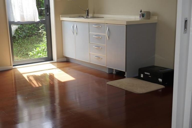 Photo of property in 13a Murvale Drive, Bucklands Beach, Auckland, 2014