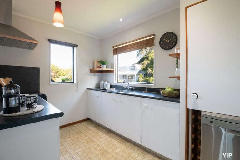 Photo of property in 23 Chorley Grove, Churton Park, Wellington, 6037