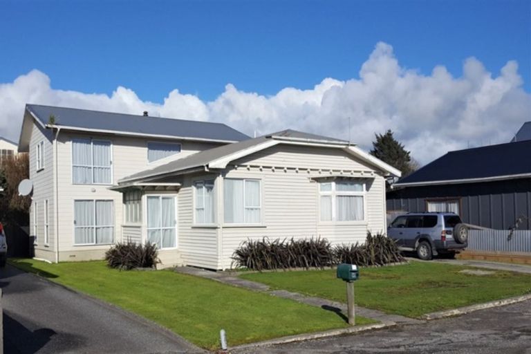 Photo of property in 90 Fitzherbert Street, Hokitika, 7810