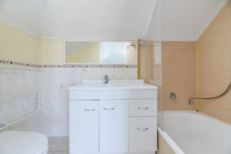 Photo of property in 2/18 Killarney Street, Takapuna, Auckland, 0622