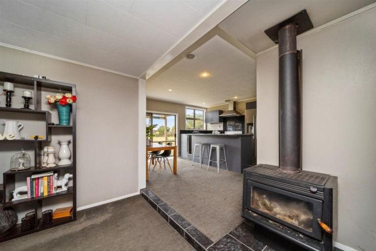 Photo of property in 135 Turuturu Road, Hawera, 4674