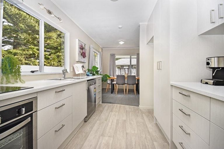 Photo of property in 1/56a Youngs Road, Papakura, 2110