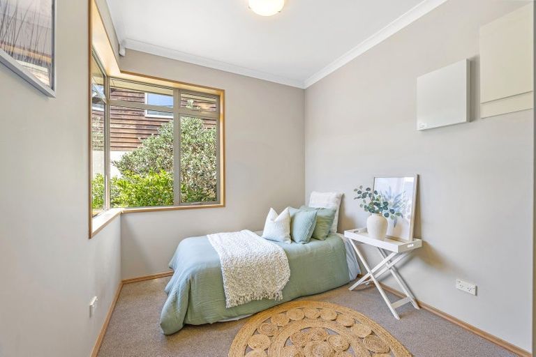 Photo of property in 3 Watlings Place, Kennedys Bush, Christchurch, 8025