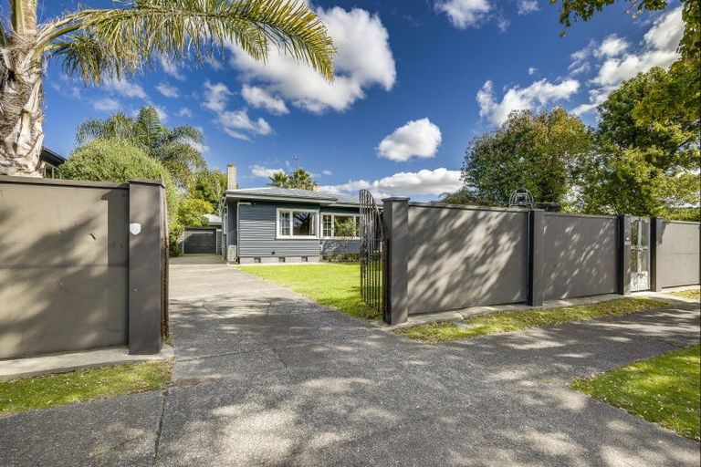 Photo of property in 62 Avenue Road, Greenmeadows, Napier, 4112
