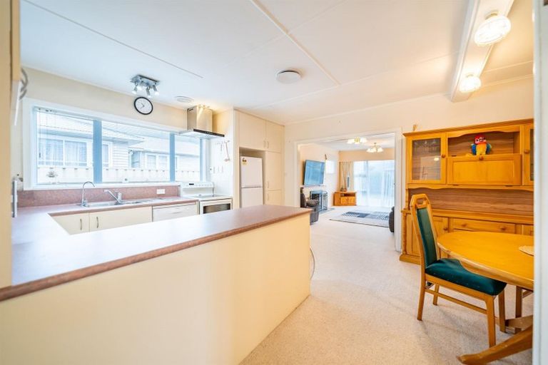 Photo of property in 6 Mckay Street, Wainuiomata, Lower Hutt, 5014