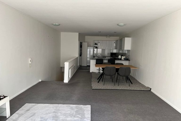 Photo of property in Luxford Villas, 115/72u Herald Street, Berhampore, Wellington, 6023
