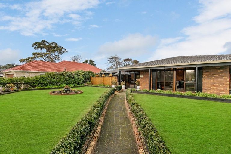 Photo of property in 17 Maygrove Drive, Orewa, 0931