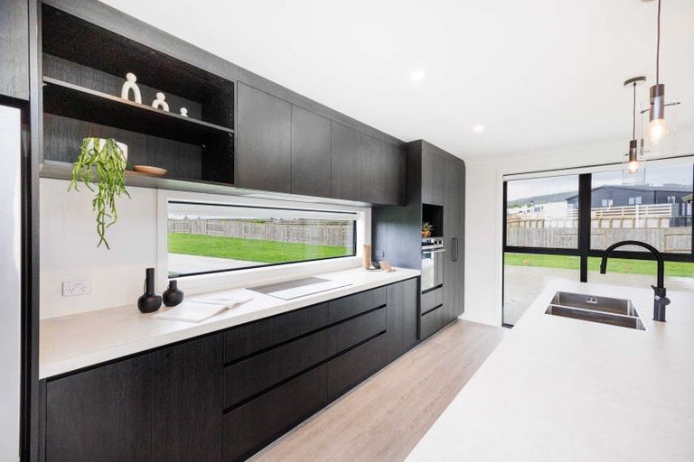 Photo of property in 132 Kingsdale Park Drive, Aokautere, Palmerston North, 4471