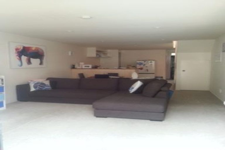 Photo of property in 2u3 Malcolm Lane, Thorndon, Wellington, 6011