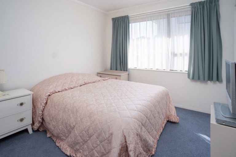 Photo of property in 2 Huria Street, Stoke, Nelson, 7011