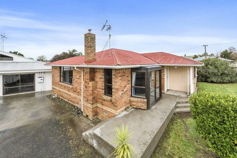 Photo of property in 1 Greta Street, Glenview, Hamilton, 3206