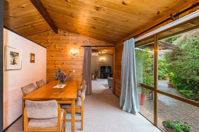 Photo of property in 9 Kohekohe Road, Waikanae, 5036