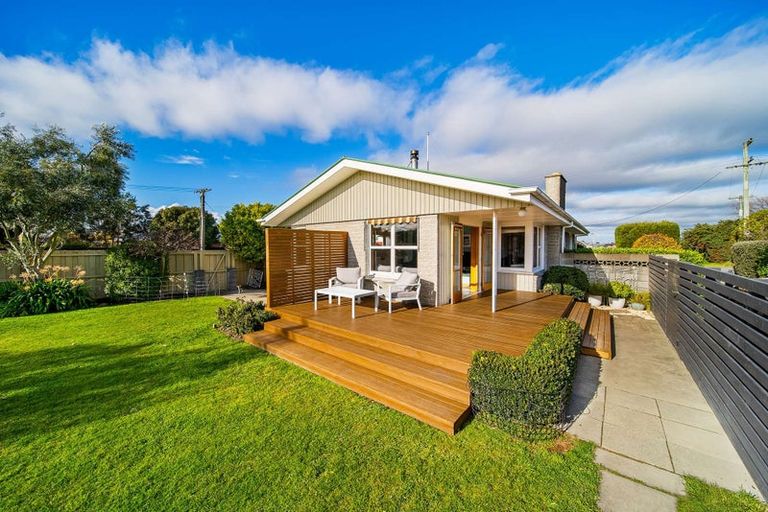 Photo of property in 17 Courage Road, Amberley, 7410