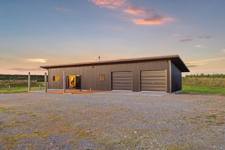 Photo of property in 1591 Thongcaster Road, Burnt Hill, Oxford, 7495