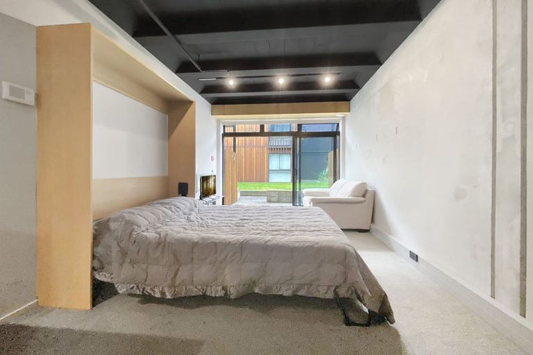 Photo of property in Vedado Apartments, 208/41u Hopper Street, Mount Cook, Wellington, 6011