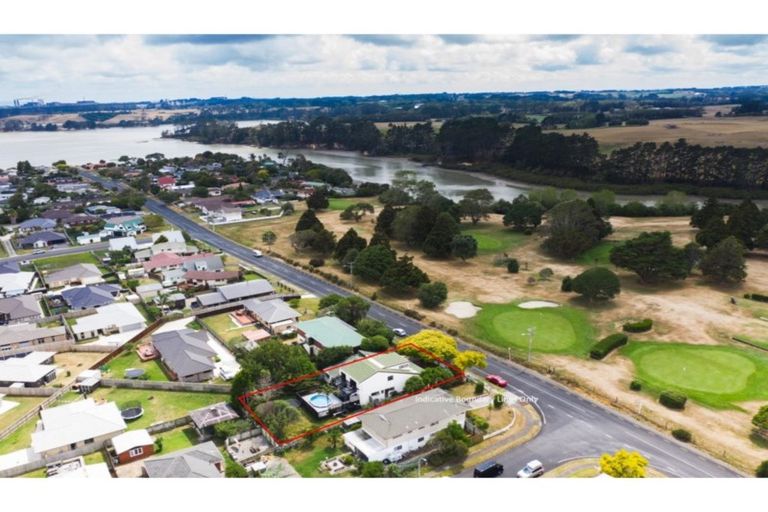 Photo of property in 78 Racecourse Road, Waiuku, 2123