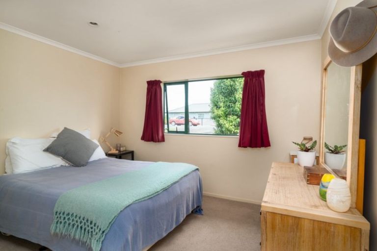 Photo of property in 10 Puriri Street, Hilltop, Taupo, 3330