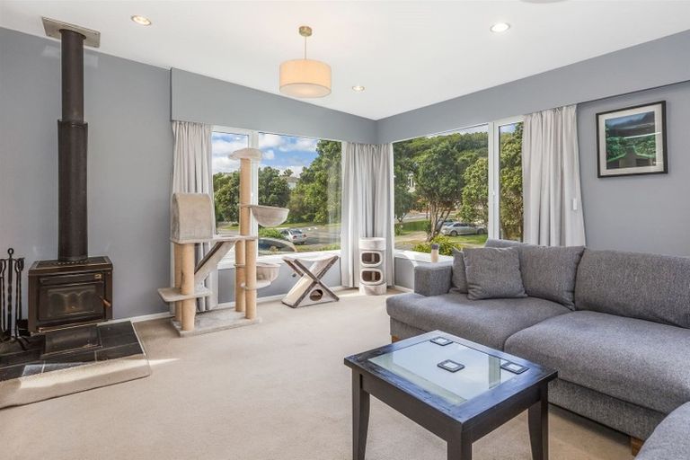 Photo of property in 50 Spinnaker Drive, Whitby, Porirua, 5024